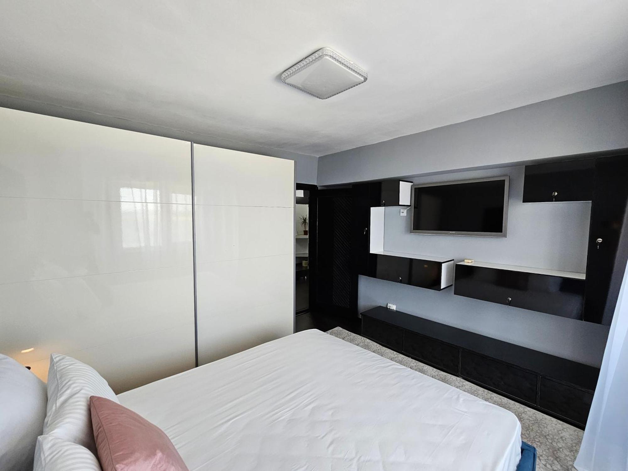 דירות מנגליה Blue Marina Sea View מראה חיצוני תמונה
